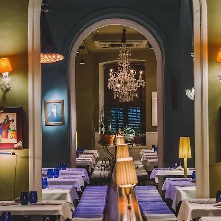 Banys Orientals Hotell 3*