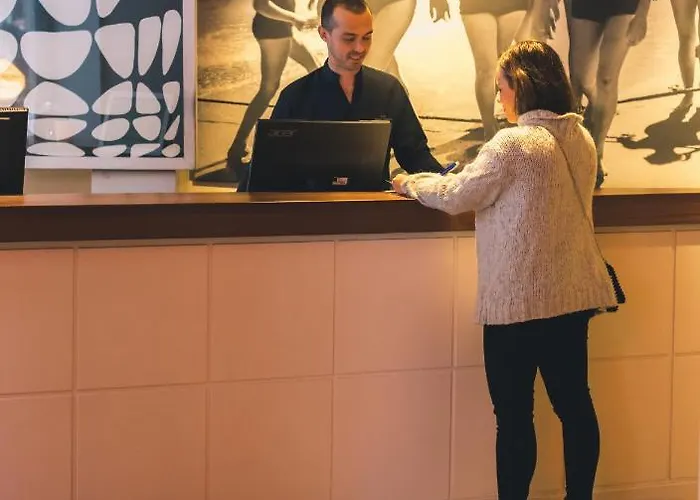 Hotel Banys Orientals 3*